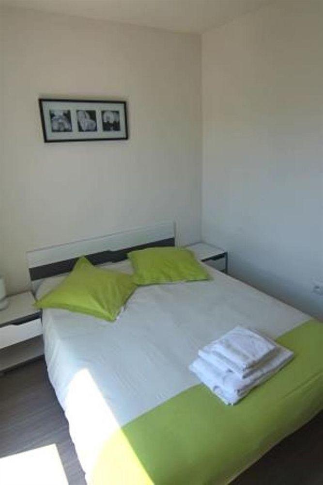 Residence Hoteliere Laudine Реймс Екстер'єр фото