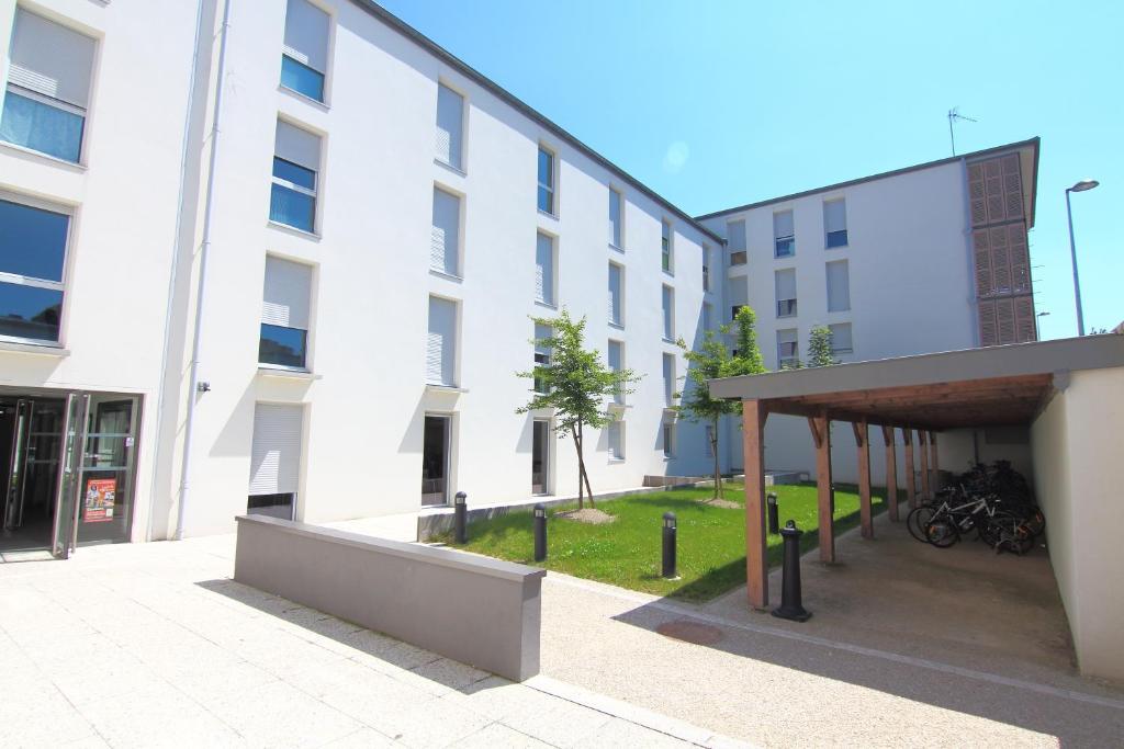 Residence Hoteliere Laudine Реймс Екстер'єр фото